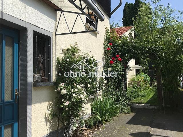 Liebevoll modernisiertes Haus mit Charme & Geschichte