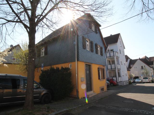 Liebevoll saniertes EFH mit großem Schuppen und Garten im Brackenheimer Städtle