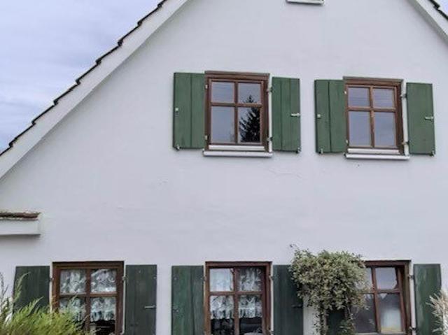 Liebhaber gesucht! Charmantes Anwesen mit Potential in Fischach