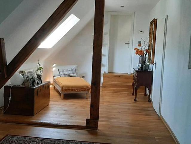Altbauwohnung mit besonderem Charme