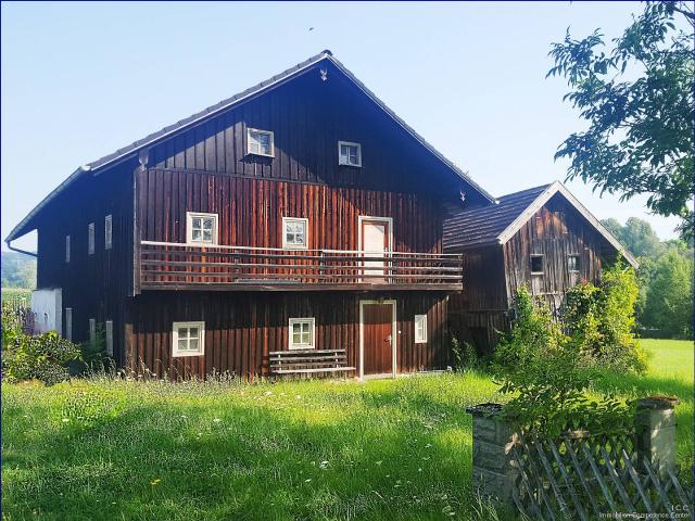 Liebhaberobjekt Sacherl in traumhafter Alleinlage mit Prienbach und ca. 6.500 m² großem Grundstück plus Baurecht Binderhäusl bei Stubenb