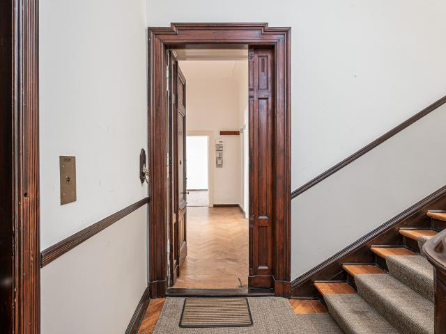 Lieblingskiez Charlottenburg FREIE 4 Zi. Alltbauwohnung mit Balkon nahe der Kantstraße