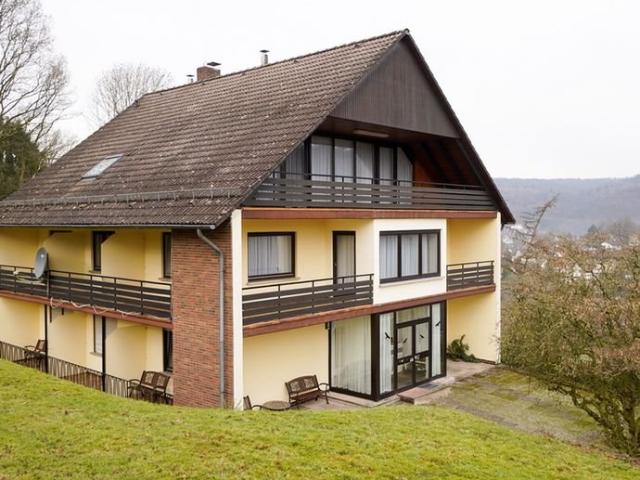 Liegenschaft mit traumhaftem Blick über das Diemeltal