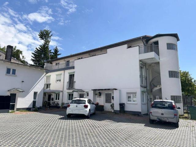 Liegenschaft mit 2 Mehrfamilienhäuser gut vermietet 10 Wohneinheiten in Hofheim OT