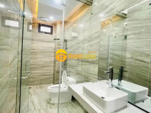 Liên chiểu nhỉnh 5 tỷ bán nhà 4 tầng mặt tiền hoàng văn thái, đà nẵng