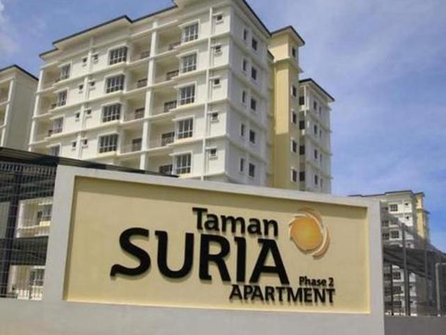Lift Suria Apartment for RENT