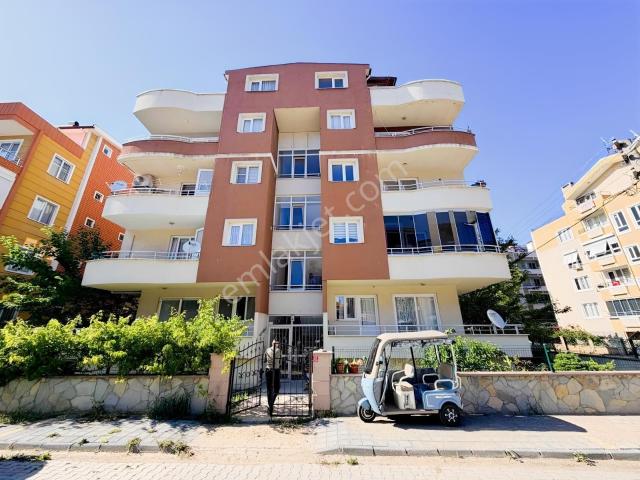 Life Gayrimenkul'den Altınkum'da 3+1 Ön Cephe Arakat Daire