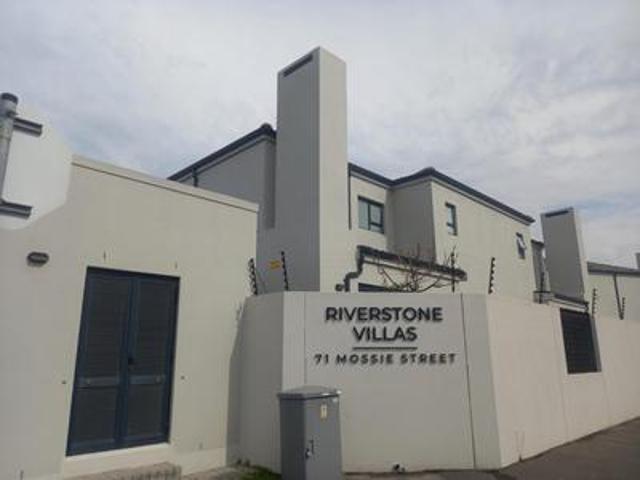 life style comfort in riverstone vil.