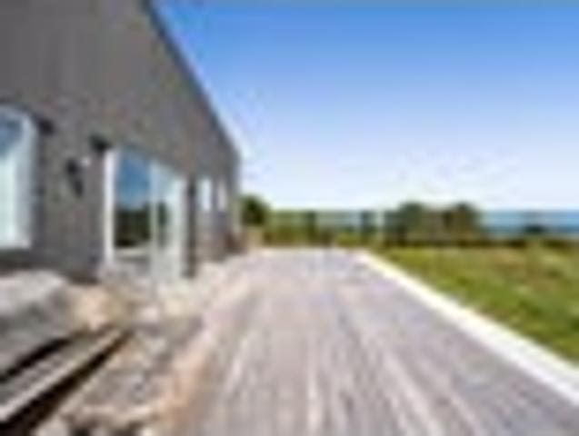 Lifestyle Escape with Epic Views