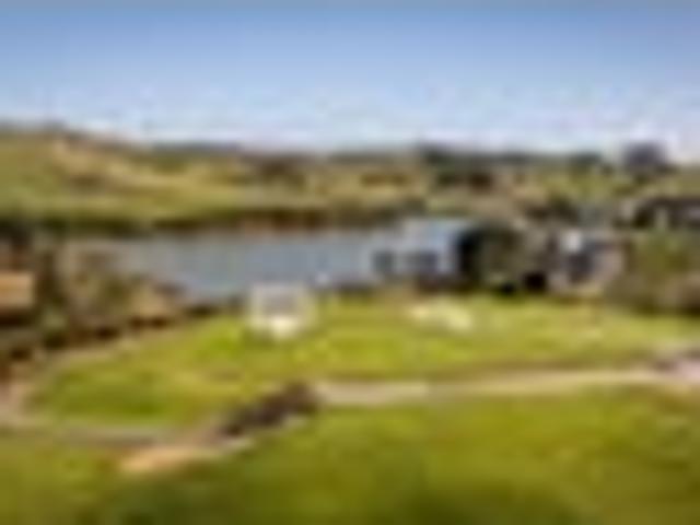 Lifestyle in Rangitahi Room for a home and shed!
