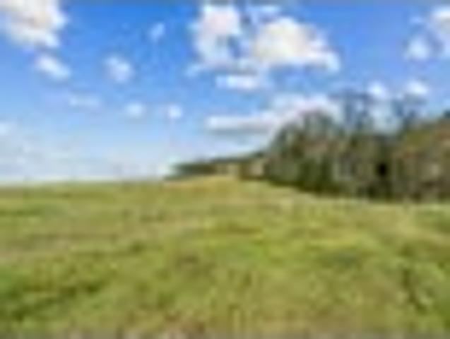 Lifestyle opportunity by the river