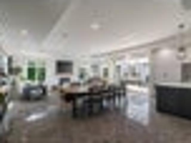 LIFESTYLE LIVING WITH CITY CONVENIENCE