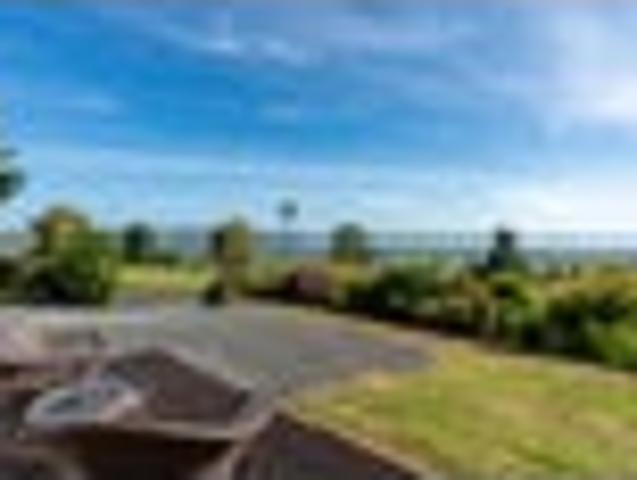 Lifestyle Living with Stunning Views