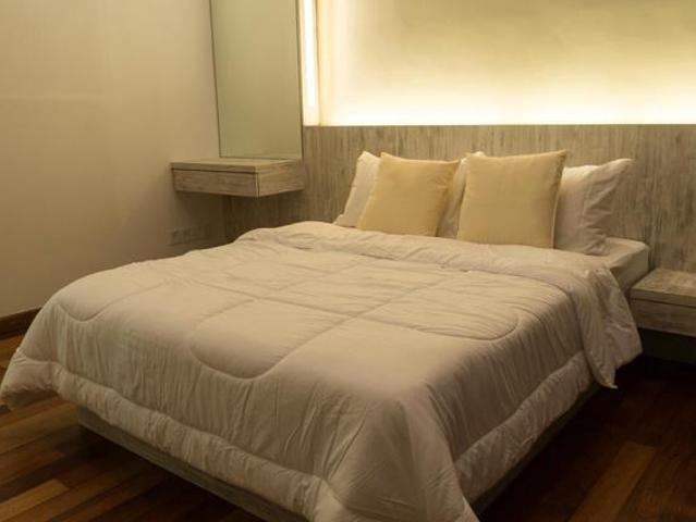 Light Collection 2 Studio for Rent Direct Owner Available 1 Jul 26