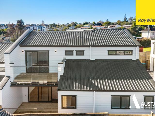 Light Filled 3 bedroom Home in great location