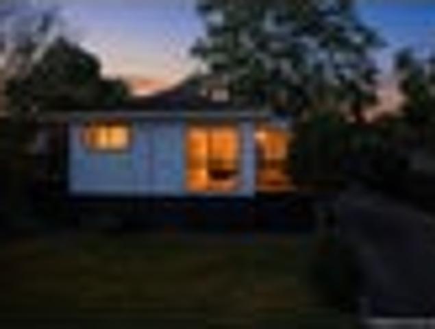 Light Filled Living in a Prime Pukete Location