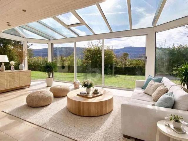 LIGHT FLOODED, MODERN WITH A LOT OF SPACE