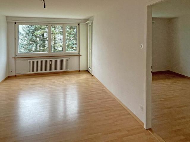 Light, quiet apartment with sunny balcony