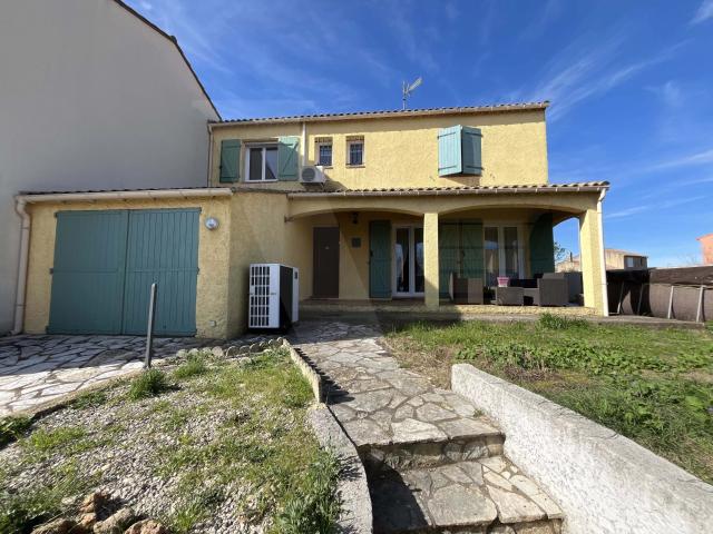 MAISON T5 CLIMATISEE AVEC JARDIN & GARAGE