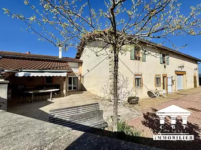 Ligny en Brionnais 71110 Achat / Vente maison 6 pièces t6 terrasse parking