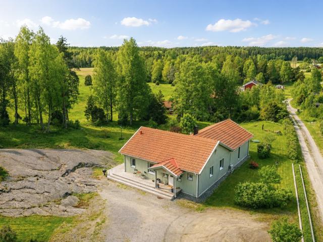 Lihagsvägen 8