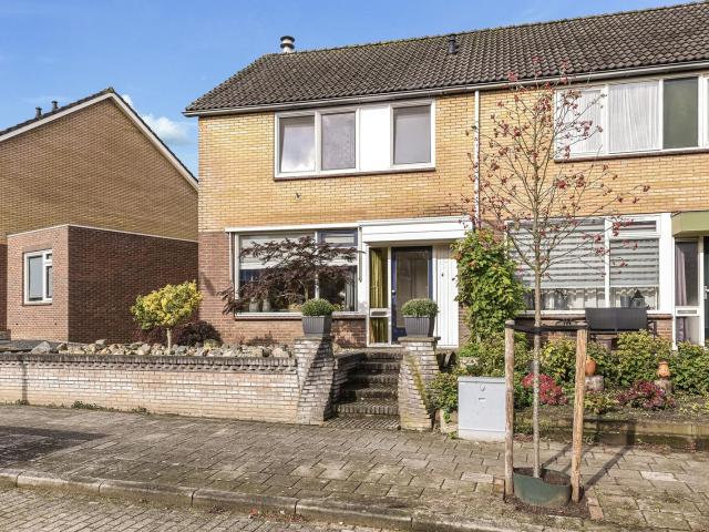 Lijsterbeslaan, 25, 7461VJ, Rijssen, Overijssel 7461VJ