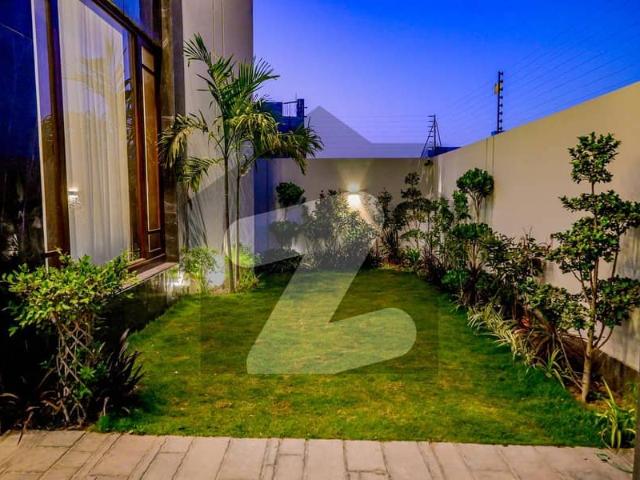 Like new | 500 sq. Yd bungalow | dha phase 8 karachi zone a