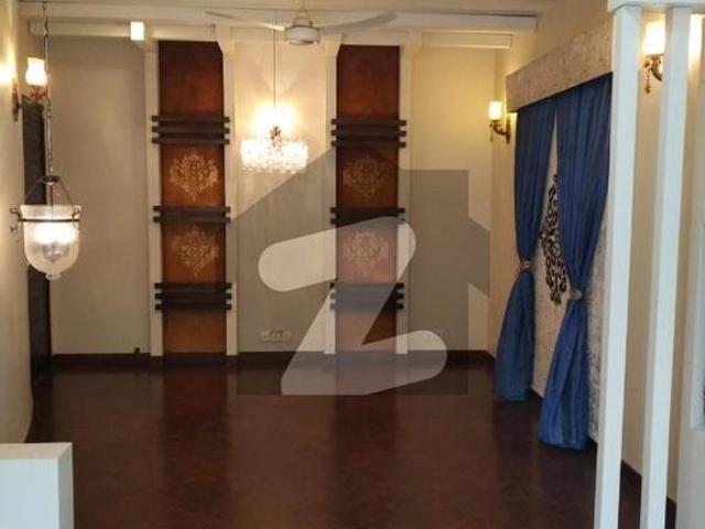 Like New Bungalow Available For Sale DHA Phase 6