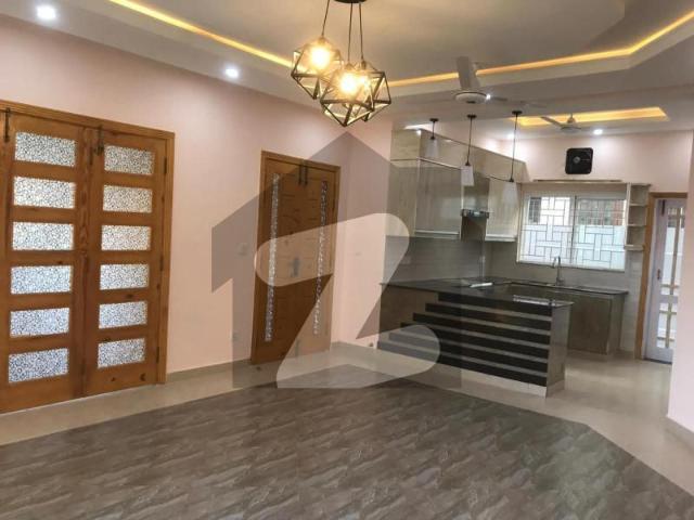 Like A Brand New 10 Marla Double Storey 5 Bedroom House For Rent Bahria Town Rawalpindi Phase 8 Bahria Greens Overseas Enclave Sector 2