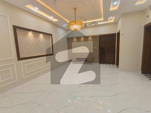 Like A Brand New 10 Marla Tripel Storey 6 Bedroom House For Rent Bahria Town Rawalpindi Phase 8 Bahria Town Phase 8 Block A