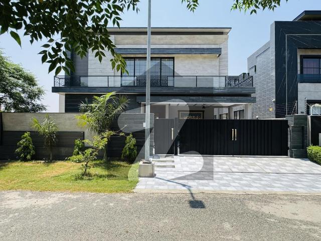Like brand new 1 kanal house for ac install rent dha phase 7