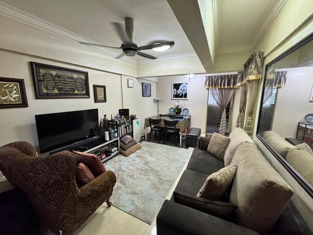 Like Condo Fully Renovated Flat PKNS Seksyen 24 Shah Alam