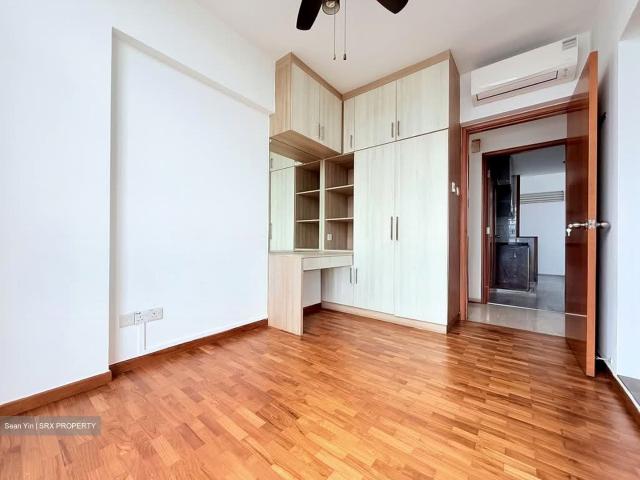 Lilydale D27, Condominium