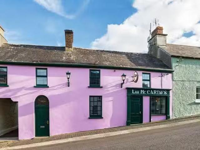 Lil Mc Carthy's, Main Street, Castletownshend, Co. Cork, P81PX.
