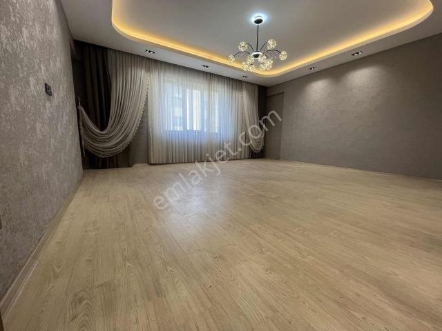 Liladax Gayrimenkul,den Fıstıklık Mahhalesi Satılık Daire