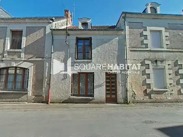 L'Ile Bouchard 37220 Achat / Vente maison 3 pièces t3 au dernier étage cave
