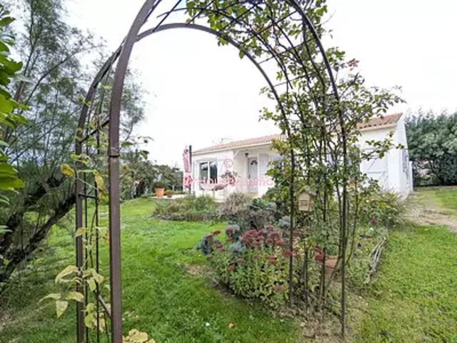 L'Ile d'Olonne 85340 Achat / Vente maison 3 pièces t3 terrasse parking