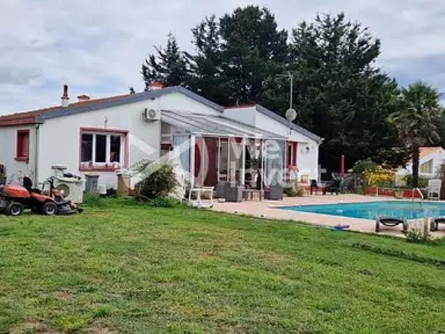 L'Ile d'Olonne 85340 Achat / Vente maison 7 pièces t7 piscine terrasse