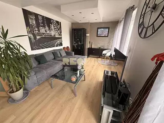 Lille 59000 Achat / Vente appartement 4 pièces t4 au dernier étage