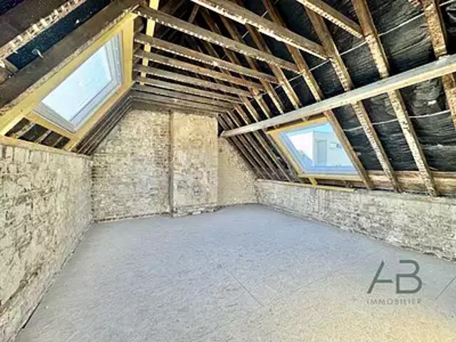 Lille 59000 Achat / Vente appartement 1 pièce t1 au dernier étage