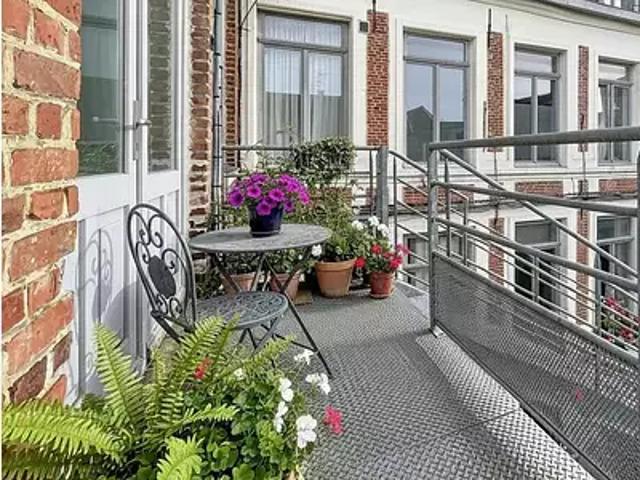 Lille 59000 Achat / Vente appartement 1 pièce t1 au dernier étage parking