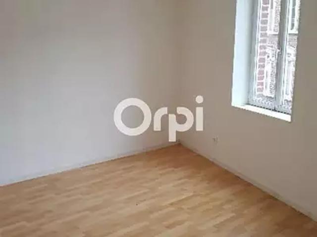 Lille 59000 Location appartement 1 pièce t1 au dernier étage