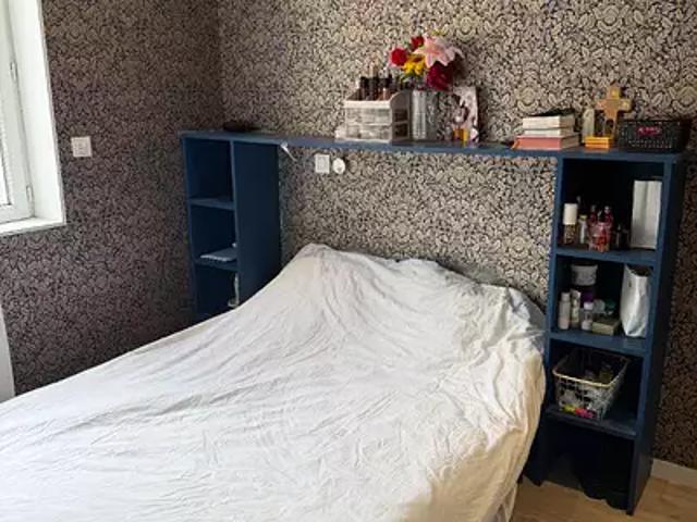 Lille 59000 Location appartement 1 pièce t1 au dernier étage