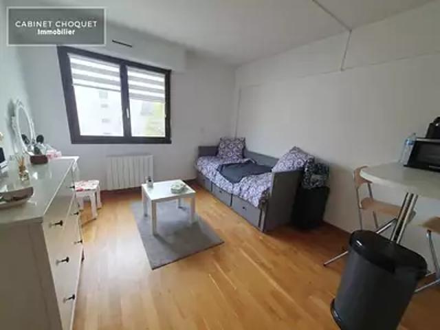 Lille 59000 Location appartement 1 pièce t1 au dernier étage