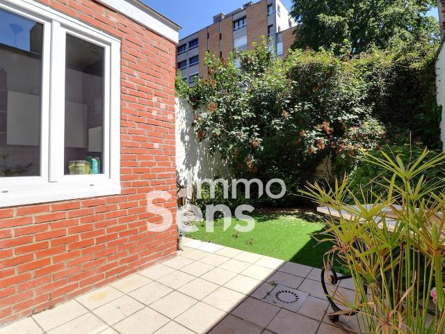LILLE VAUBAN MAISON 6 CH JARDIN