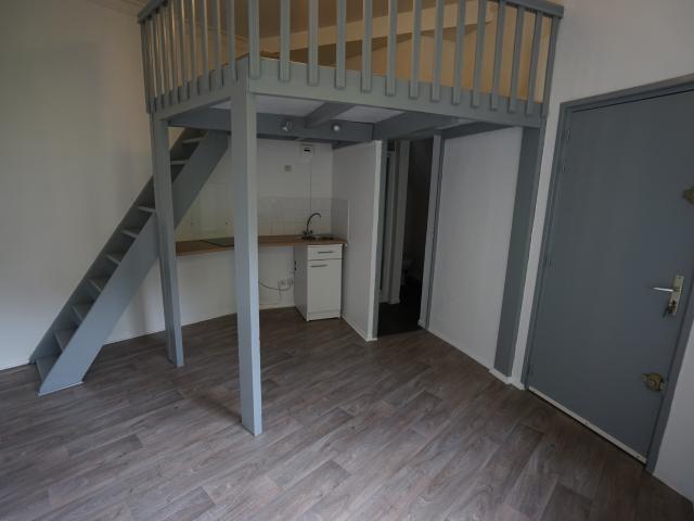 LILLE APPARTEMENT T1