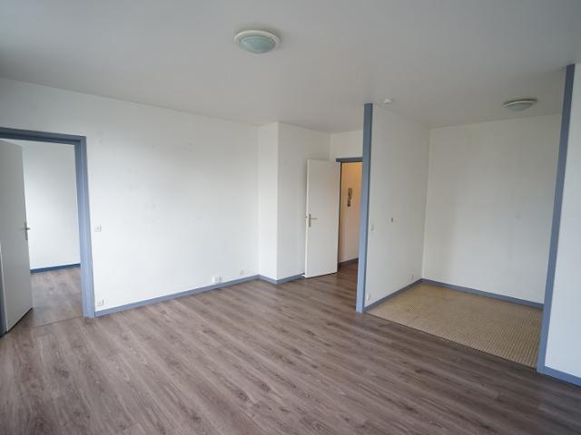 LILLE APPARTEMENT T2