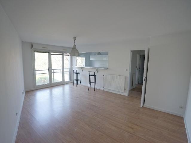 LILLE APPARTEMENT T2