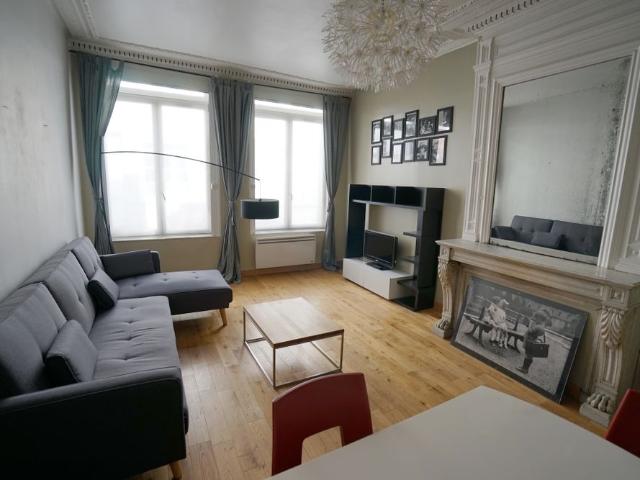 LILLE APPARTEMENT T2 MEUBLE