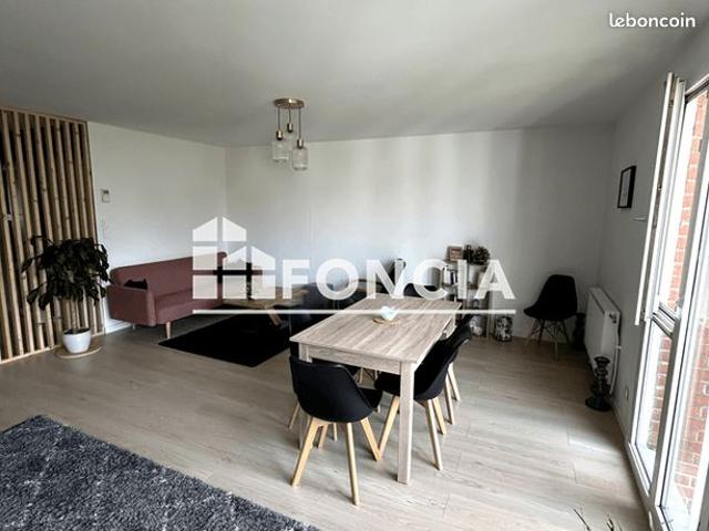 Lille: Beau type 4